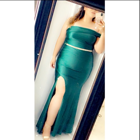 Laura’s Boutique Tana Dress - Picture 7 of 7